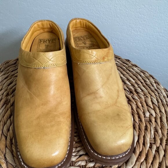 NEW-Frye Campus Western Mule Slides Banana Yellow Women's 8.5M - Picture 7 of 12